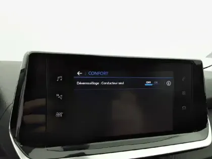 Photo 59 Peugeot 2008  PureTech 100 S&S BVM6