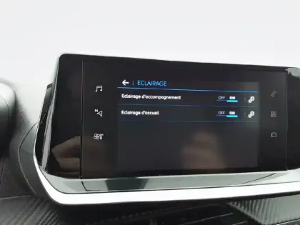 Photo 58 Peugeot 2008  PureTech 100 S&S BVM6