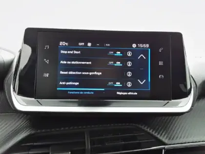 Photo 55 Peugeot 2008  PureTech 100 S&S BVM6