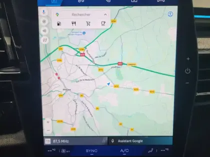 Photo 15 Renault Espace  E-Tech full hybrid 200 GSR2