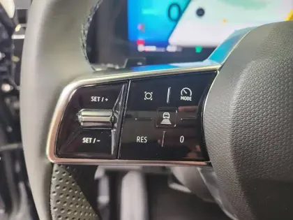 Photo 9 Renault Espace  E-Tech full hybrid 200 GSR2