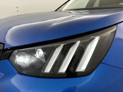 Photo 23 Peugeot 2008  BlueHDi 110 S&S BVM6