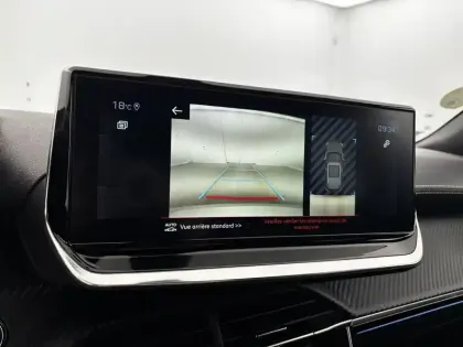 Photo 15 Peugeot 2008  BlueHDi 110 S&S BVM6