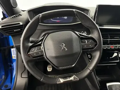 Photo 10 Peugeot 2008  BlueHDi 110 S&S BVM6