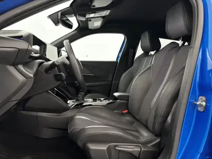 Photo 17 Peugeot 2008  BlueHDi 110 S&S BVM6