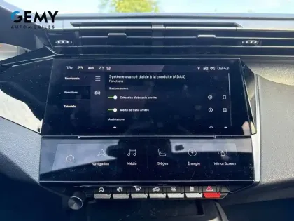 Photo 24 Peugeot 308  SW PHEV 180 e-EAT8