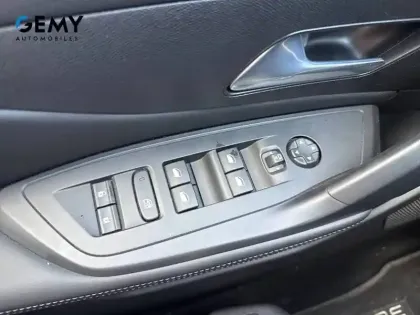 Photo 13 Peugeot 308  SW PHEV 180 e-EAT8