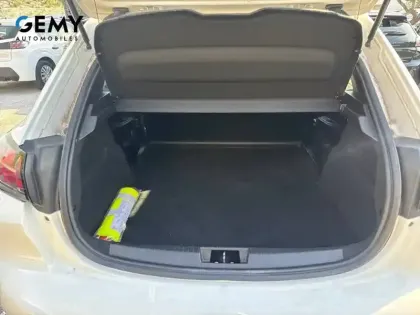 Photo 27 Peugeot 208  BLUEHDI 100 S&S BVM6