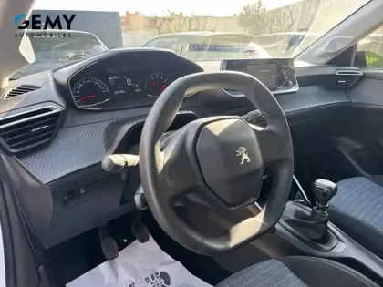 Photo 31 Peugeot 208  BLUEHDI 100 S&S BVM6