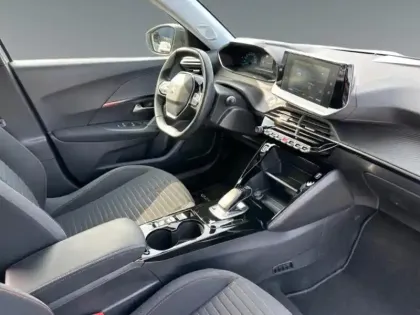 Photo 14 Peugeot 2008  e- 136ch Active