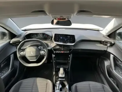 Photo 9 Peugeot 2008  e- 136ch Active