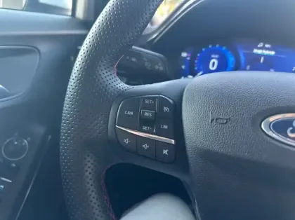 Photo 32 Ford Puma 1.0 Flexifuel 125ch S&S mHEV ST-Line