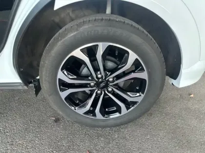 Photo 30 Ford Puma 1.0 Flexifuel 125ch S&S mHEV ST-Line