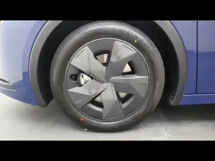 Photo 17 Toyota Prius Hybride Rechargeable 223ch Dynamic PH