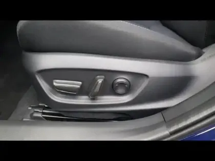 Photo 12 Toyota Prius Hybride Rechargeable 223ch Dynamic PH