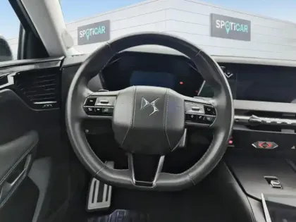 Photo 11 DS DS 4  Hybride Rechargeable 225 EAT8 Etoile - Alcantara