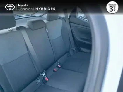 Photo 9 Toyota Yaris  116h Dynamic Business 5p + Programme Beyond Zero Academy MY22