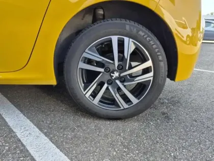 Photo 9 Peugeot 208  1.2 PureTech 100ch S&S Style