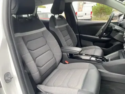 Photo 22 Citroën C4 III BlueHDi 130 S&amp;S EAT8 Feel Pack