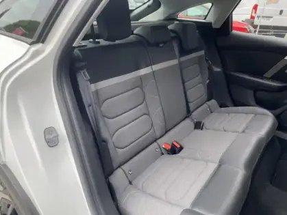 Photo 23 Citroën C4 III BlueHDi 130 S&amp;S EAT8 Feel Pack