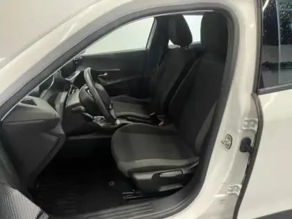 Photo 6 Peugeot 2008 Gén. II Ph1 NG Active 5