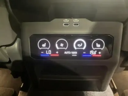 Photo 10 BMW Serie 5 Série 5 i5 M60 601ch xDrive