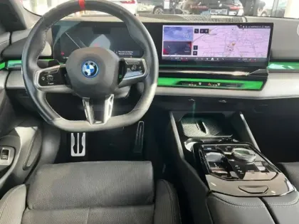 Photo 4 BMW Serie 5 Série 5 i5 M60 601ch xDrive