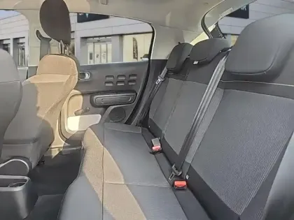 Photo 9 Citroën C3  1.2 PureTech 110ch S&S C-Series 120-121g