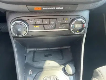 Photo 14 Ford Fiesta  Active 1.0 EcoBoost 125ch Active X DCT-7