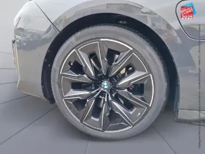 Photo 9 BMW Serie 7 Gén. VII (G70) Ph1 M Sport 4