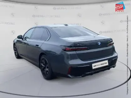 Photo 7 BMW Serie 7 Gén. VII (G70) Ph1 M Sport 4