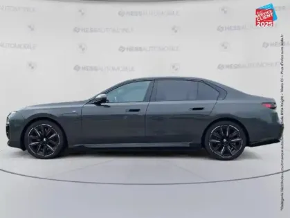 Photo 8 BMW Serie 7 Gén. VII (G70) Ph1 M Sport 4