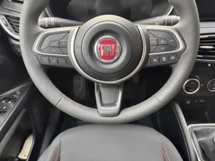 Photo 12 Fiat Tipo Gén. I Ph1 (RED) 5