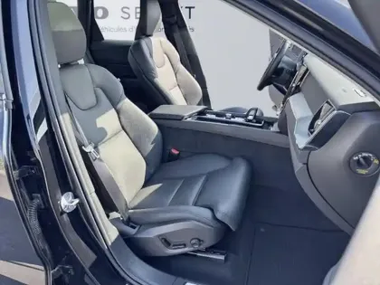 Photo 23 Volvo Xc60  T6 Hybride Rechargeable 253 + 145ch Plus Style Dark Geartronic 8 AWD