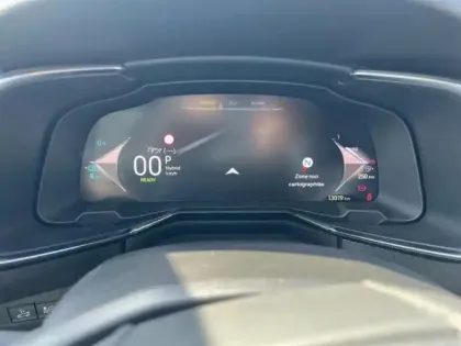 Photo 11 DS DS 7  1.6 Plug-in Hybrid 225ch Edition France