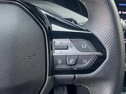 Photo 25 Peugeot 308 III PureTech 130 S&amp;S EAT8 GT