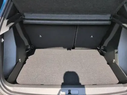 Photo 28 Peugeot 2008  Hybrid 145 e-DCS6