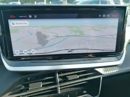 Photo 17 Peugeot 208  PureTech 75 S&S BVM5