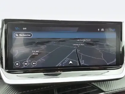 Photo 20 Peugeot 208  PureTech 75 S&S BVM5