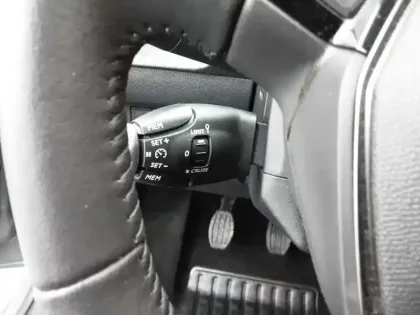 Photo 47 Peugeot 208  PureTech 75 S&S BVM5