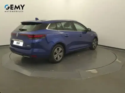 Photo 17 Renault Megane Mégane IV Estate PHEV 160