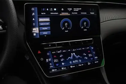 Photo 36 Maserati Grecale  410 kW