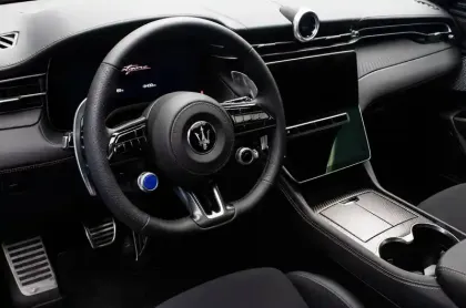 Photo 34 Maserati Grecale  410 kW