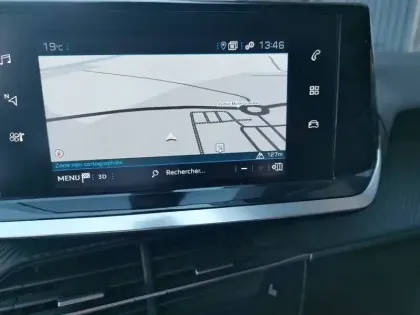 Photo 14 Peugeot 2008  PureTech 100 S&S BVM6