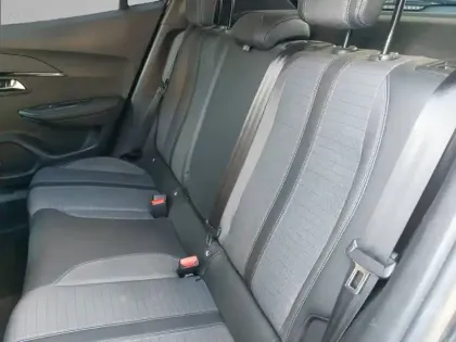 Photo 11 Peugeot 2008  PureTech 100 S&S BVM6