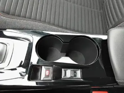 Photo 26 Peugeot 208  Electrique 50 kWh 136ch