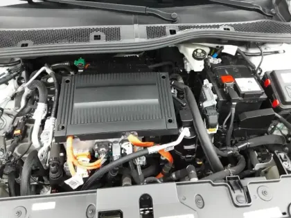 Photo 14 Peugeot 208  Electrique 50 kWh 136ch