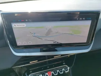 Photo 37 Peugeot 208  PureTech 75 S&S BVM5