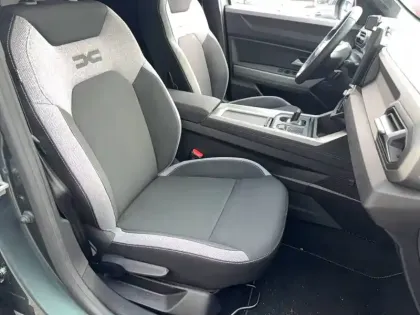 Photo 13 Dacia Bigster  Hybrid 155