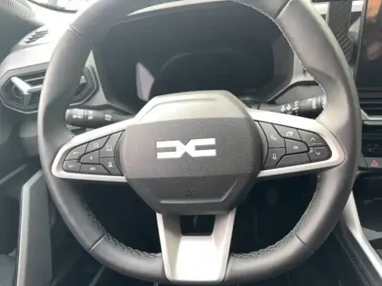 Photo 43 Dacia Bigster  Hybrid 155